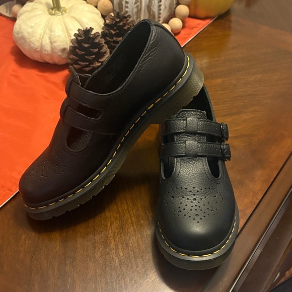 Dr. Martens Black Mary Jane’s - Picture 2 of 5